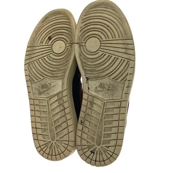 Nike Air Jordan 1 Retro Men's Black Leather High Top Athletic Sneakers Shoes 12 - Picture 4 of 5